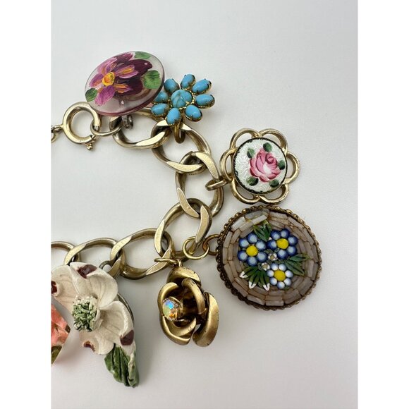 Handmade upcycled vintage antique earrings gold tone 13 charms chain bracelet - Picture 3 of 12